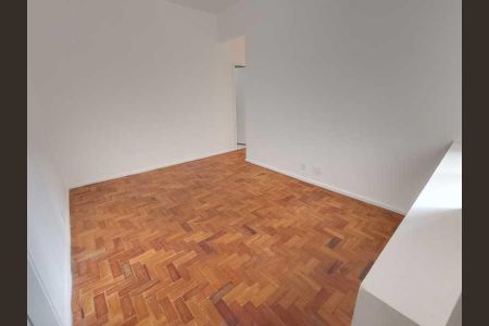 Apartamento à venda com 65m², 2 quartos e 1 vaga