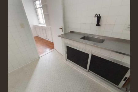 Apartamento à venda com 65m², 2 quartos e 1 vaga
