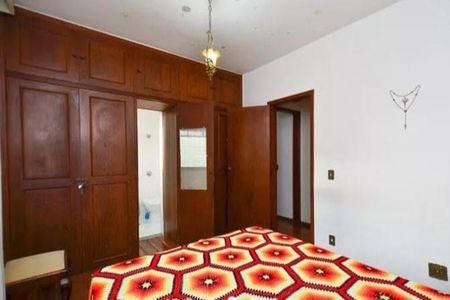 Apartamento à venda com 185m², 4 quartos e 2 vagas Apartamento à venda com 185m², 4 quartos e 2 vagasQuarto 4