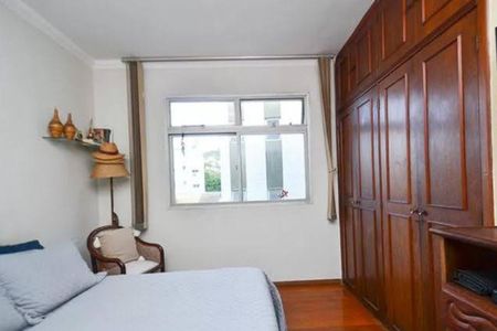 Apartamento à venda com 185m², 4 quartos e 2 vagas Apartamento à venda com 185m², 4 quartos e 2 vagasQuarto 2