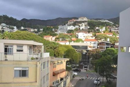 Apartamento à venda com 185m², 4 quartos e 2 vagas