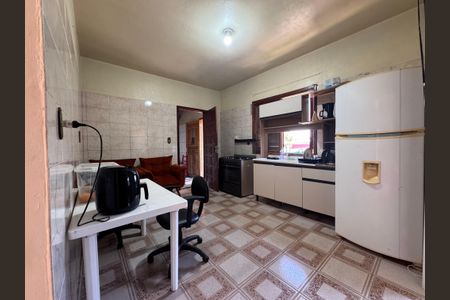 Casa à venda com 300m², 2 quartos e 2 vagas Casa à venda com 300m², 2 quartos e 2 vagasCozinha