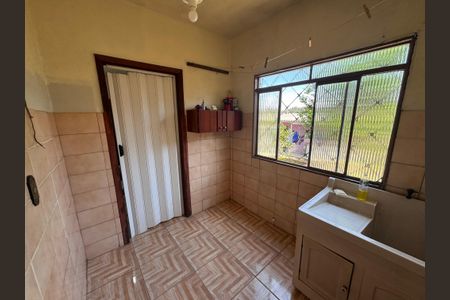 Casa à venda com 300m², 2 quartos e 2 vagas Casa à venda com 300m², 2 quartos e 2 vagasÁrea de Serviço