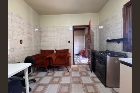 Casa à venda com 300m², 2 quartos e 2 vagas Casa à venda com 300m², 2 quartos e 2 vagasCozinha