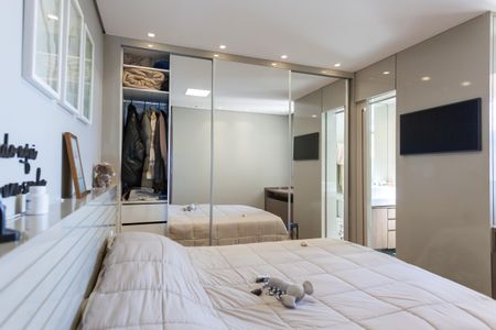 Apartamento à venda com 240m², 2 quartos e 2 vagas Apartamento à venda com 240m², 2 quartos e 2 vagasSuíte