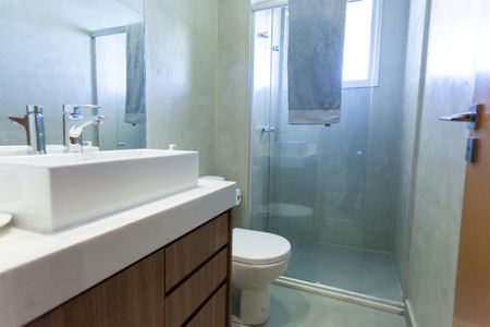 Apartamento à venda com 240m², 2 quartos e 2 vagas Apartamento à venda com 240m², 2 quartos e 2 vagasBanheiro Social