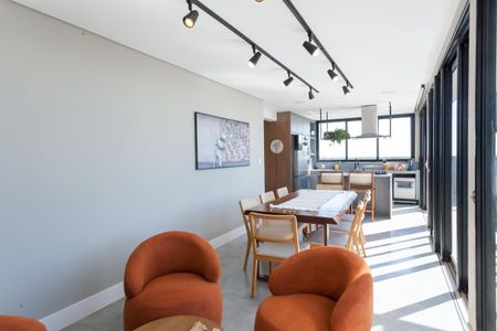 Apartamento à venda com 240m², 2 quartos e 2 vagas Apartamento à venda com 240m², 2 quartos e 2 vagasSala 3