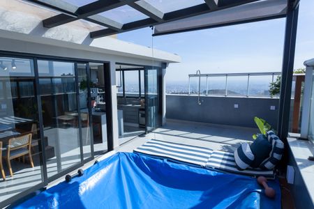 Apartamento à venda com 240m², 2 quartos e 2 vagas Apartamento à venda com 240m², 2 quartos e 2 vagasÁrea externa