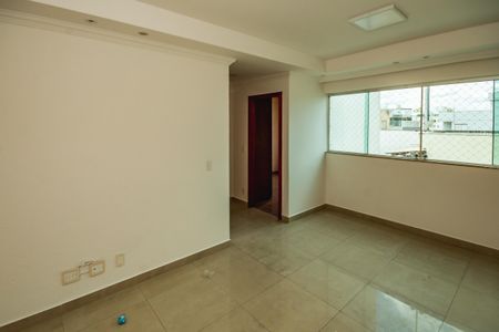 Sala de apartamento para alugar com 2 quartos, 80m² em Castelo, Belo Horizonte