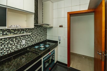 Apartamento para alugar com 80m², 2 quartos e 2 vagasCozinha