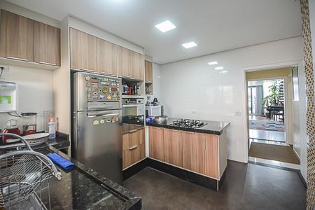 Casa à venda com 256m², 3 quartos e 6 vagasCozinha