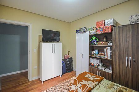 Casa à venda com 256m², 3 quartos e 6 vagasSuíte 2