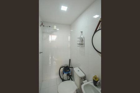 Casa à venda com 256m², 3 quartos e 6 vagasBanheiro de Serviço