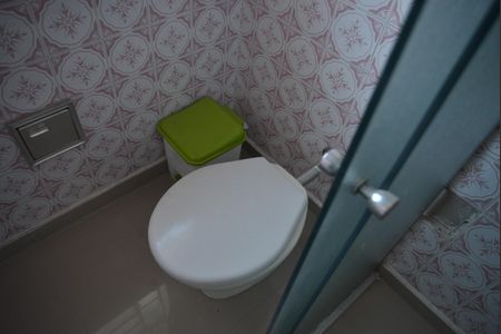 Casa à venda com 295m², 3 quartos e 2 vagasBanheiro Social