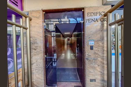 Apartamento à venda com 29m², 1 quarto e sem vagaÁrea comum