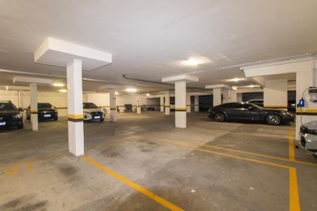 Apartamento para alugar com 189m², 4 quartos e 3 vagas Apartamento para alugar com 189m², 4 quartos e 3 vagasÁrea comum
