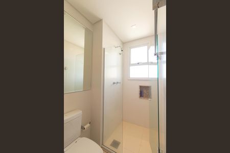 Apartamento para alugar com 189m², 4 quartos e 3 vagas Apartamento para alugar com 189m², 4 quartos e 3 vagasBanheiro da Suíte 1