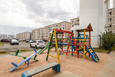Apartamento à venda com 42m², 2 quartos e 1 vaga Apartamento à venda com 42m², 2 quartos e 1 vagaÁrea comum - Playground