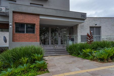 Apartamento à venda com 62m², 2 quartos e 1 vaga Apartamento à venda com 62m², 2 quartos e 1 vagaFachada