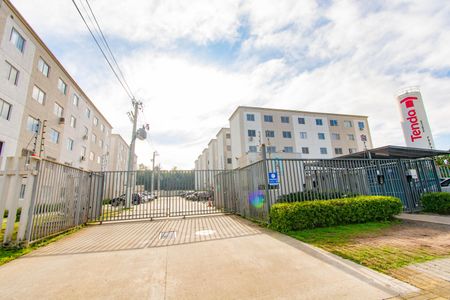 Apartamento à venda com 42m², 2 quartos e 1 vaga Apartamento à venda com 42m², 2 quartos e 1 vagaFachada