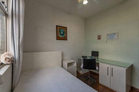 Apartamento à venda com 200m², 4 quartos e 2 vagas Apartamento à venda com 200m², 4 quartos e 2 vagasQuarto 2