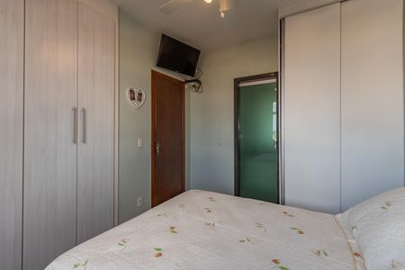 Apartamento à venda com 200m², 4 quartos e 2 vagas Apartamento à venda com 200m², 4 quartos e 2 vagasSuíte 1