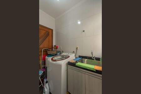 Apartamento à venda com 200m², 4 quartos e 2 vagas Apartamento à venda com 200m², 4 quartos e 2 vagasÁrea de Serviço