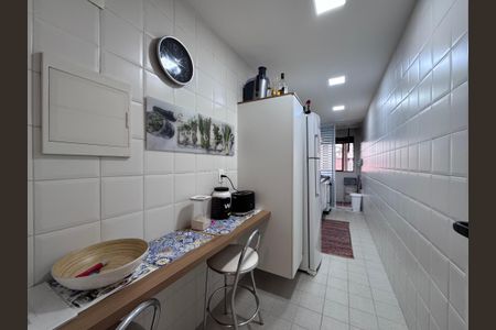 Apartamento à venda com 84m², 3 quartos e 1 vaga Apartamento à venda com 84m², 3 quartos e 1 vagaCozinha e Área de Serviço