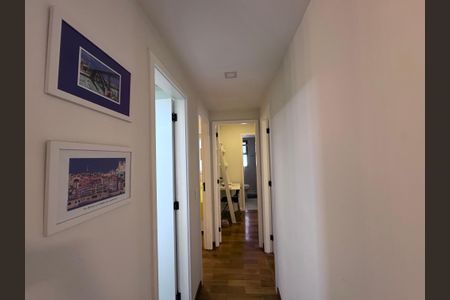Apartamento à venda com 84m², 3 quartos e 1 vaga Apartamento à venda com 84m², 3 quartos e 1 vagaCorredor