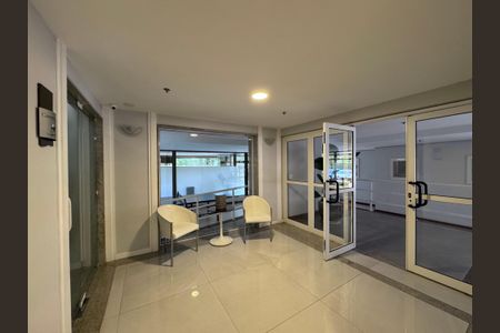 Apartamento à venda com 84m², 3 quartos e 1 vaga Apartamento à venda com 84m², 3 quartos e 1 vagaÁrea comum