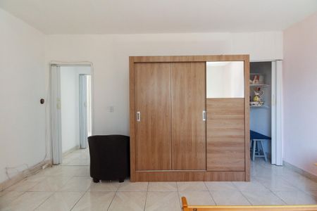 Casa à venda com 130m², 2 quartos e sem vaga Casa à venda com 130m², 2 quartos e sem vagaCasa 01 - Quarto 1