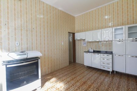 Casa à venda com 130m², 2 quartos e sem vaga Casa à venda com 130m², 2 quartos e sem vagaCasa 01 - Cozinha