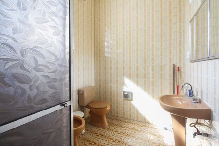 Casa à venda com 130m², 2 quartos e sem vaga Casa à venda com 130m², 2 quartos e sem vagaCasa 01 - Banheiro