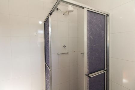 Casa à venda com 130m², 2 quartos e sem vaga Casa à venda com 130m², 2 quartos e sem vagaCasa 02 - Banheiro