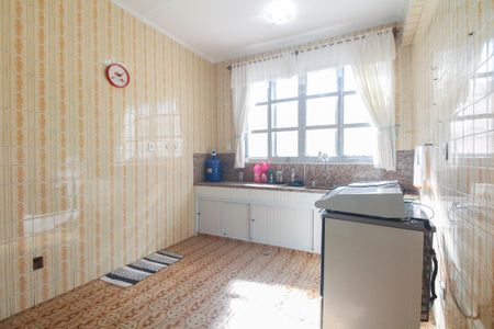 Casa à venda com 130m², 2 quartos e sem vaga Casa à venda com 130m², 2 quartos e sem vagaCasa 01 - Cozinha