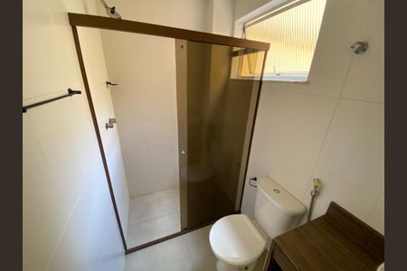 Apartamento à venda com 101m², 4 quartos e 1 vaga Apartamento à venda com 101m², 4 quartos e 1 vagaBanheiro do Quarto 2