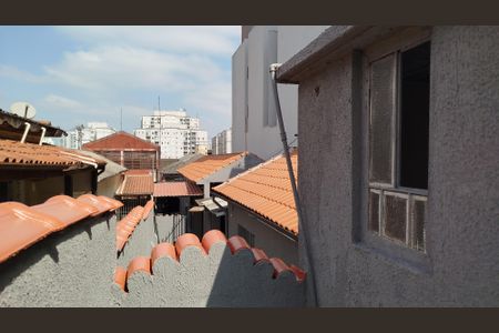 Casa à venda com 294m², 4 quartos e 4 vagas Casa à venda com 294m², 4 quartos e 4 vagasDetalhe: telhado novo