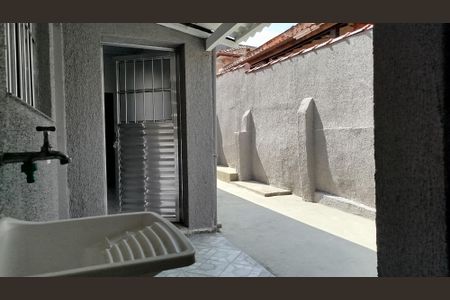 Casa à venda com 294m², 4 quartos e 4 vagas Casa à venda com 294m², 4 quartos e 4 vagasCasa 2: Área de serviço