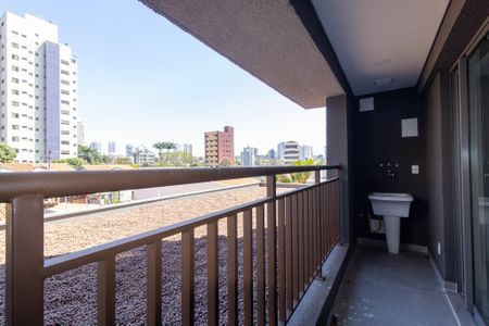 Varanda de apartamento à venda com 1 quarto, 43m² em Cambuí, Campinas