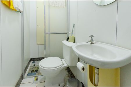 Apartamento à venda com 127m², 3 quartos e 2 vagas Apartamento à venda com 127m², 3 quartos e 2 vagasBanheiro de serviço