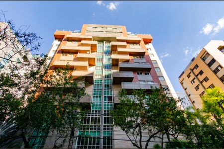 Apartamento à venda com 127m², 3 quartos e 2 vagas Apartamento à venda com 127m², 3 quartos e 2 vagasFachada