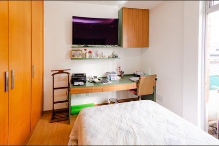 Apartamento à venda com 127m², 3 quartos e 2 vagas Apartamento à venda com 127m², 3 quartos e 2 vagasQuarto 1