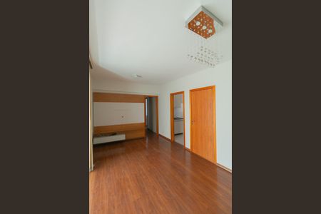 Apartamento à venda com 83m², 3 quartos e 2 vagasSala