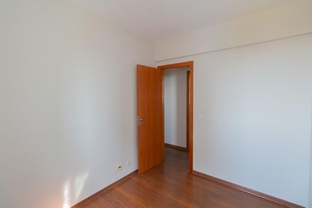 Apartamento à venda com 83m², 3 quartos e 2 vagasQuarto 1
