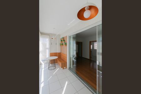 Apartamento à venda com 83m², 3 quartos e 2 vagasVaranda da Sala