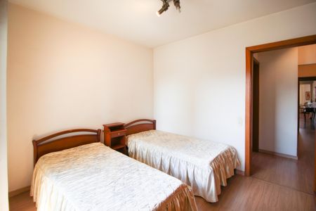 Apartamento para alugar com 200m², 4 quartos e 3 vagasSuíte 2