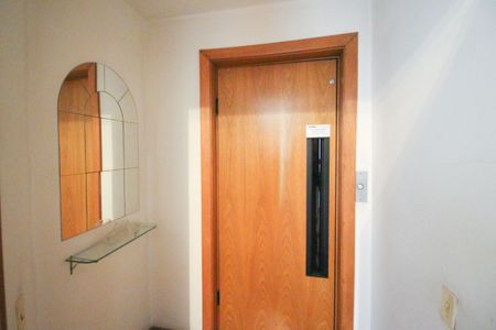 Apartamento para alugar com 200m², 4 quartos e 3 vagasHall