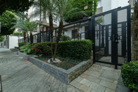 Apartamento para alugar com 200m², 4 quartos e 3 vagasFachada