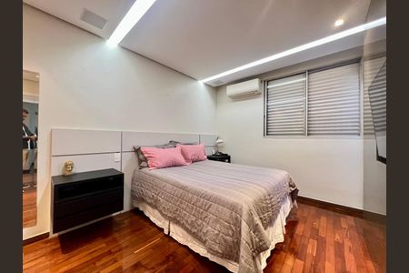 Apartamento à venda com 150m², 3 quartos e 2 vagas