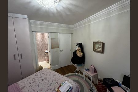 Apartamento à venda com 178m², 3 quartos e 3 vagasSuíte 1